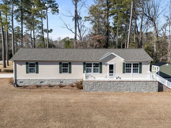 2122 Neuse Cliffs Circle, New Bern, NC 28560