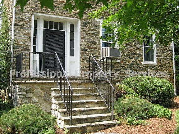 3rd image of 1331 Jefferson Pike