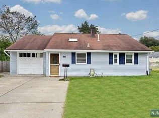 66 Meakin Ave, Rochelle Park, NJ 07662