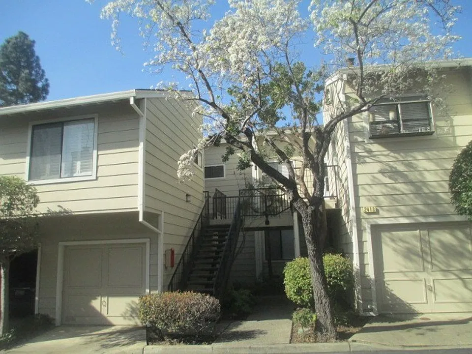 2413 Sebastopol Ln #5