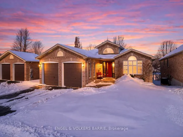 302 Livingstone St E, Barrie, ON L4M 6P3