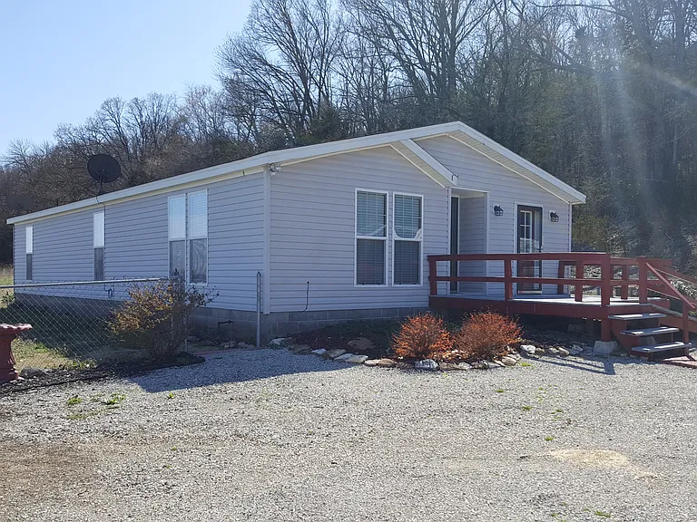 166 Squirrel Ln — Photo 2