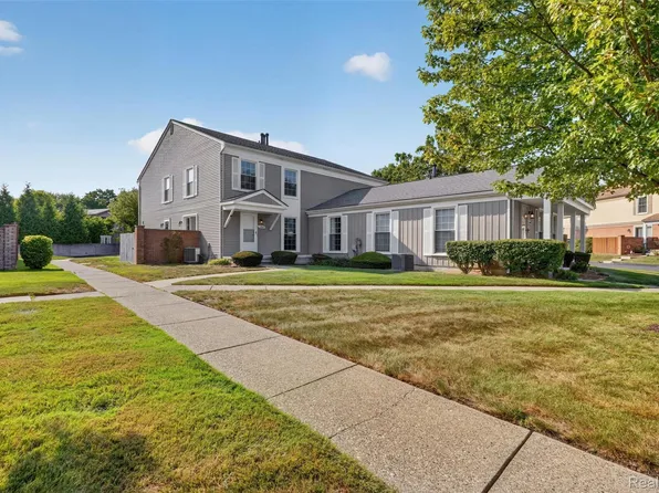 23665 Stonehenge Blvd, Novi, MI 48375