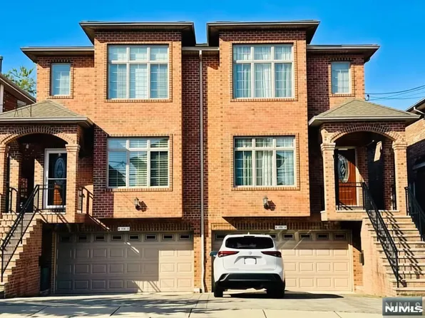 229B E Columbia Ave, Palisades Park, NJ 07650
