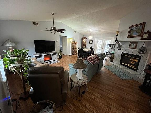 5th image of 7065 Marvin Ave