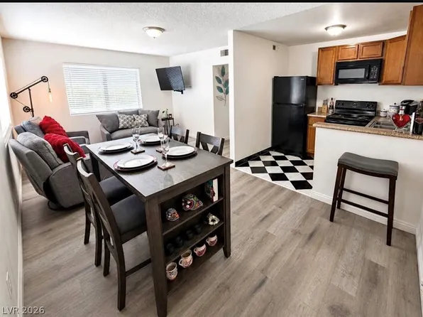 512 Albert Ave APT 4, Las Vegas, NV 89119