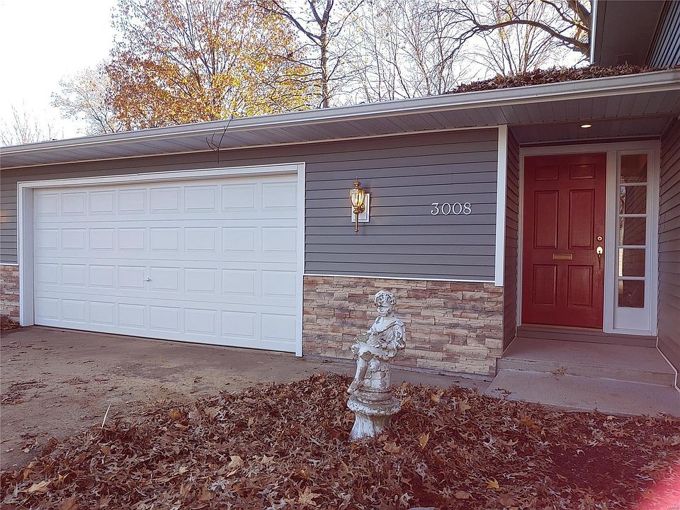 1st image of 3008 Pershing Blvd