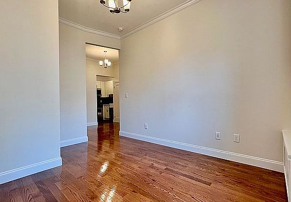 5th image of 335 W 88th St APT 4B