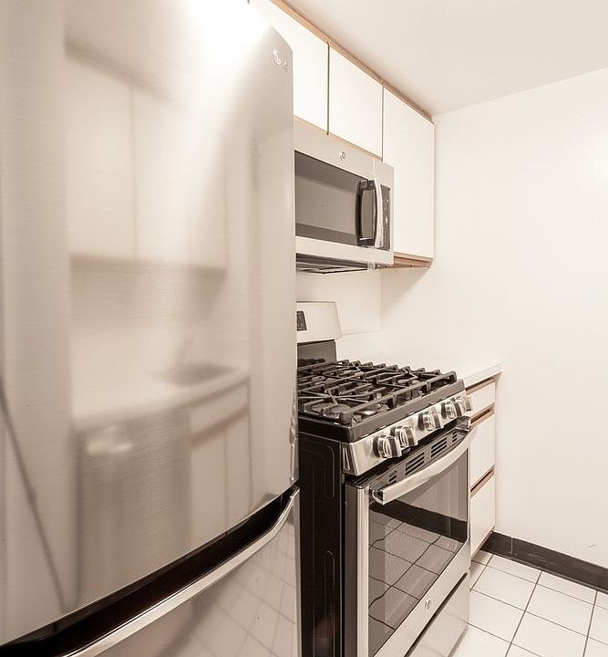 1st image of 55 W 14th St APT 14M