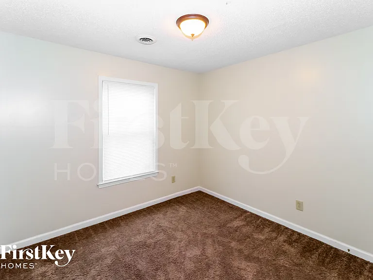 2786 Dromedary Dr — Photo 12