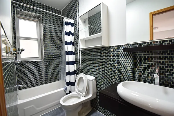 Rented by Wyllie Real Estate | media 12