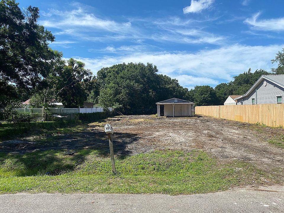 1st image of 6809 New York Dr