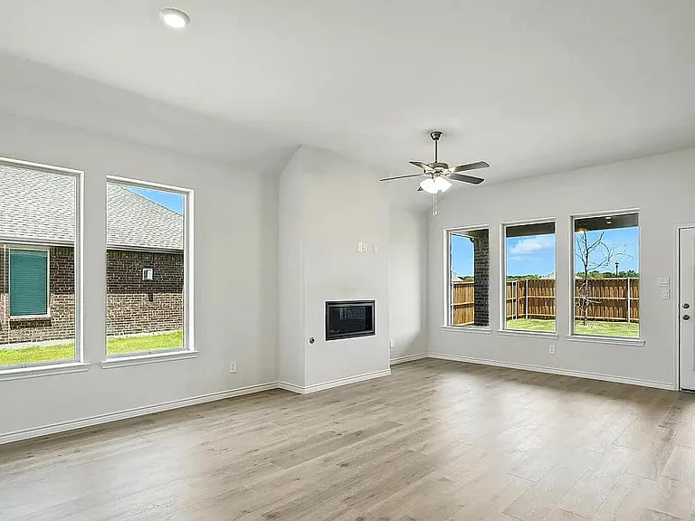4191 Waldron Trl — Photo 5