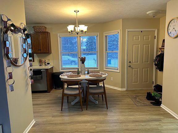 2nd image of 6600 Pleasantview St NE #6600