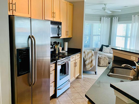 Updated kitchen. Granite counter tops. Stainless steel appliances.