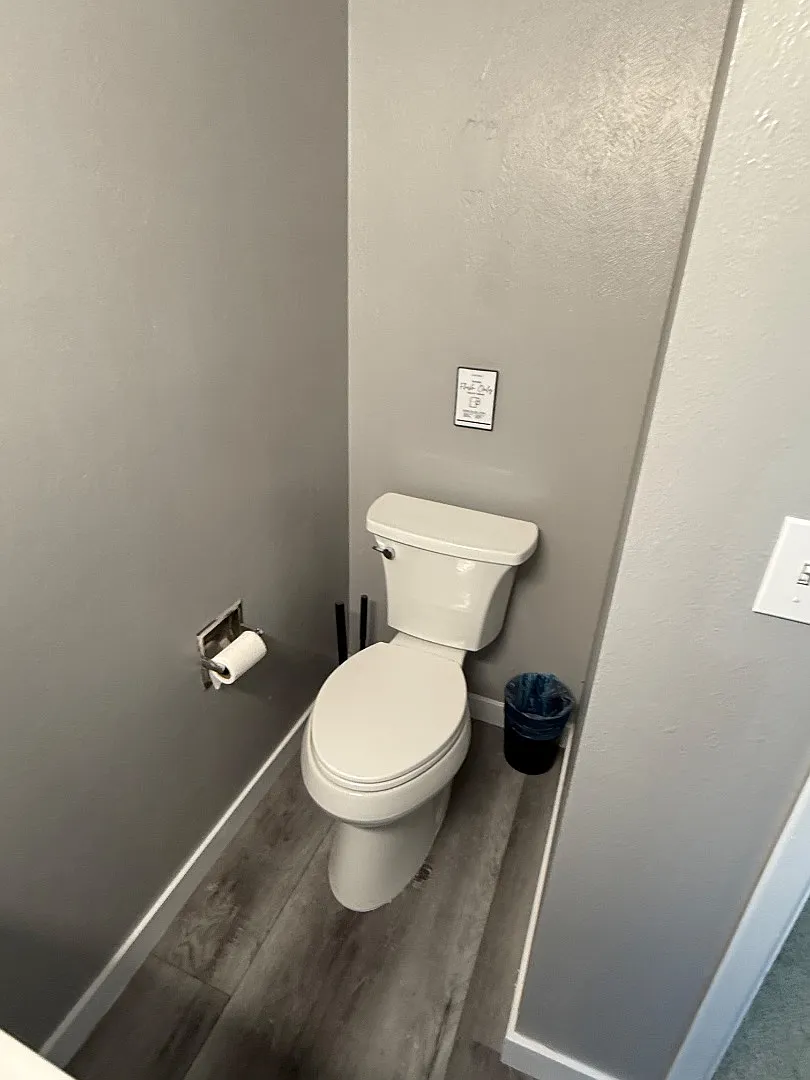 750 S Queens Guard Way - 6 — Photo 2