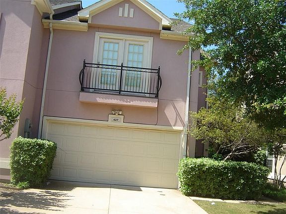 2nd image of 627 Park Place Dr