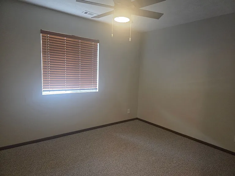 109 S 1st St #1 — Photo 8