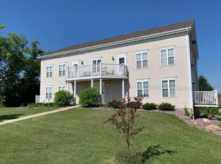 630 S 8th St, Mount Horeb, WI 53572