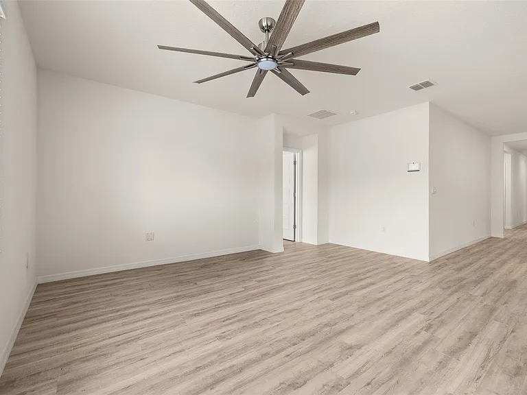 1078 Clay Blvd — Photo 31