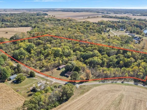 22537 Indian Point Ave, Petersburg, IL 62675