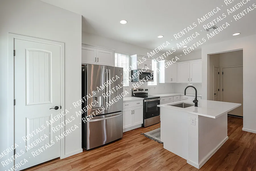 Brand New Modern 3 Bed / 2.5 Bath Home at Encanto at Bell Park — Photo 2