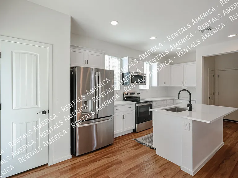 16875 N 12th St #33 — Photo 19