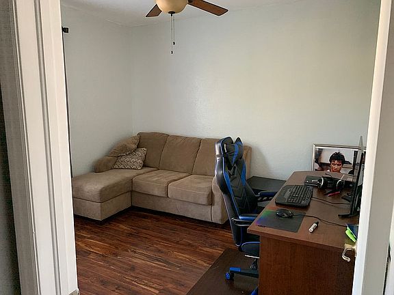 Upstairs bedroom #5