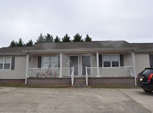 132 Oak St, Hiram, GA 30141