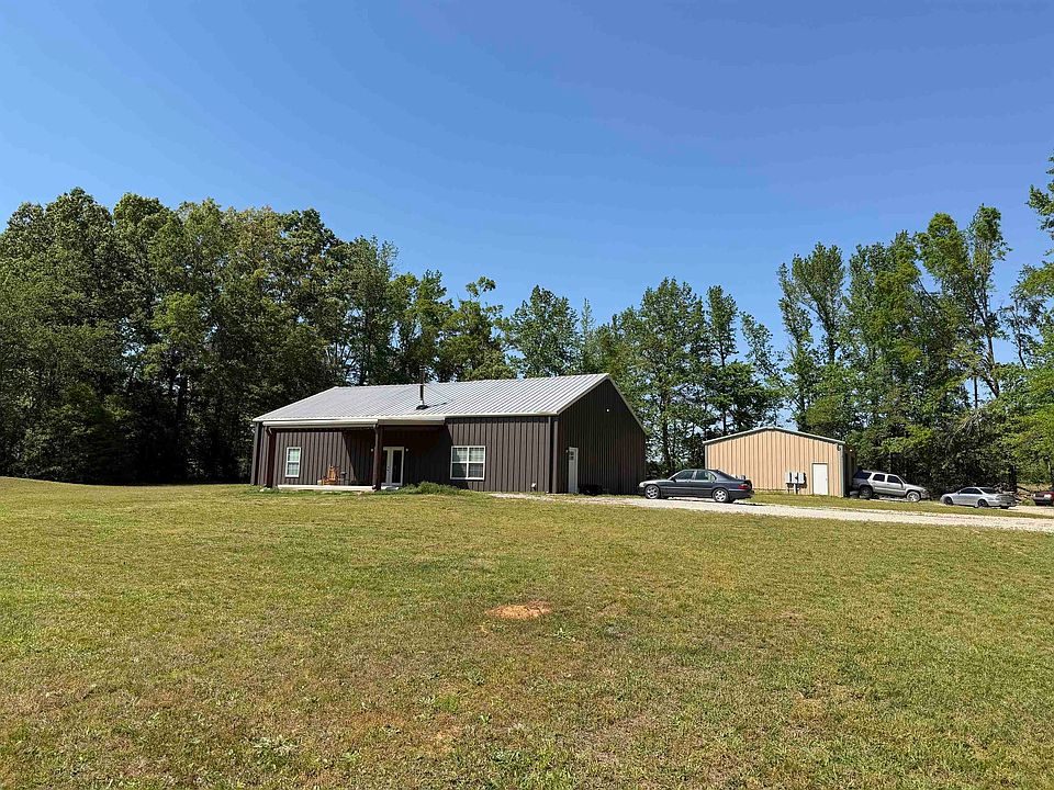 1st image of 710 Harlon Iron Rd
