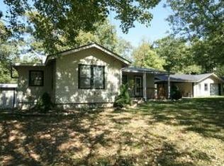 1429 Taylor Place Rd, Jamestown, TN 38556