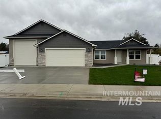 514 Bobcat St, Fruitland, ID 83619
