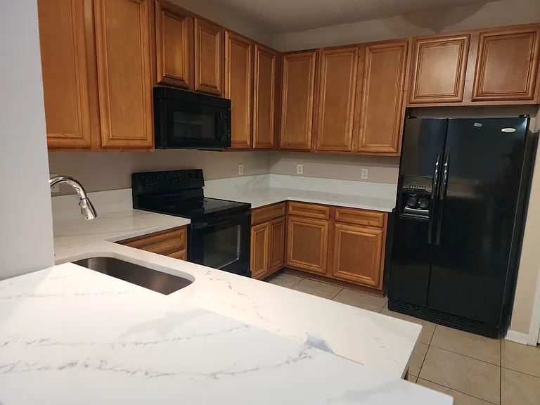 8218 Green Parrot Rd #207 — Photo 6