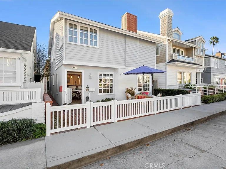 117 Amethyst Ave — Photo 3