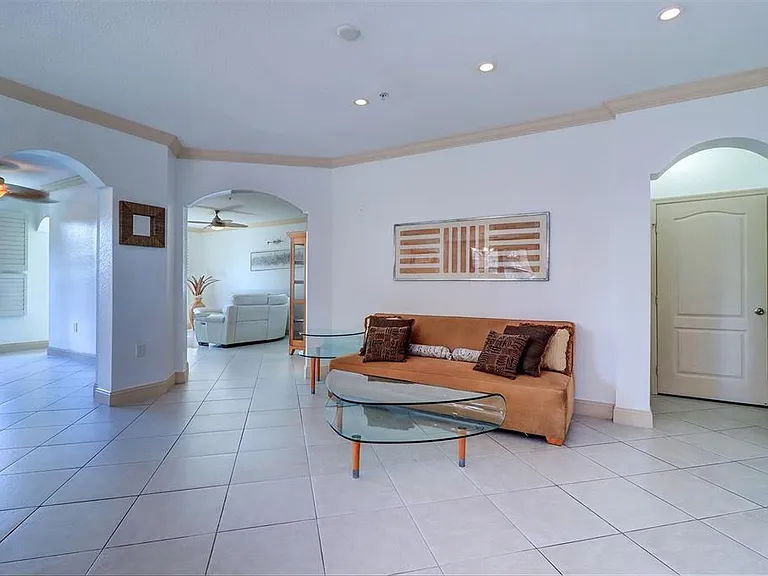 2757 Via Cipriani #1114A — Photo 10