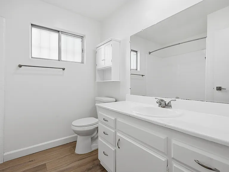 540 W Channel Islands Blvd #2 — Photo 8