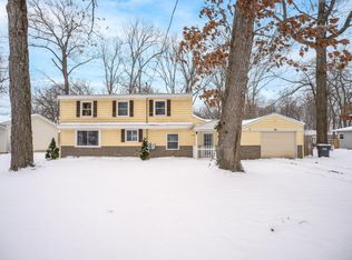 1729 Vickery Rd, Portage, MI 49002