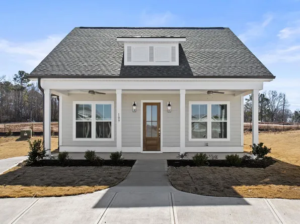 109 Cottage Ln, Greenwood, SC 29649