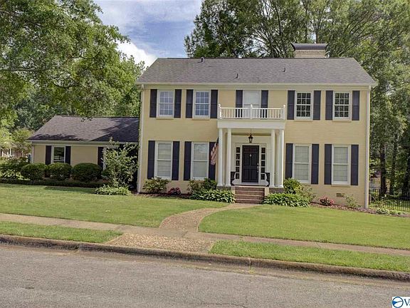 2nd image of 10216 Melanie Dr SE