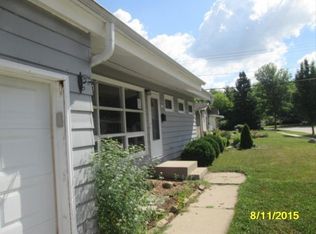 7216 Edgemont Ave, Greendale, WI 53129