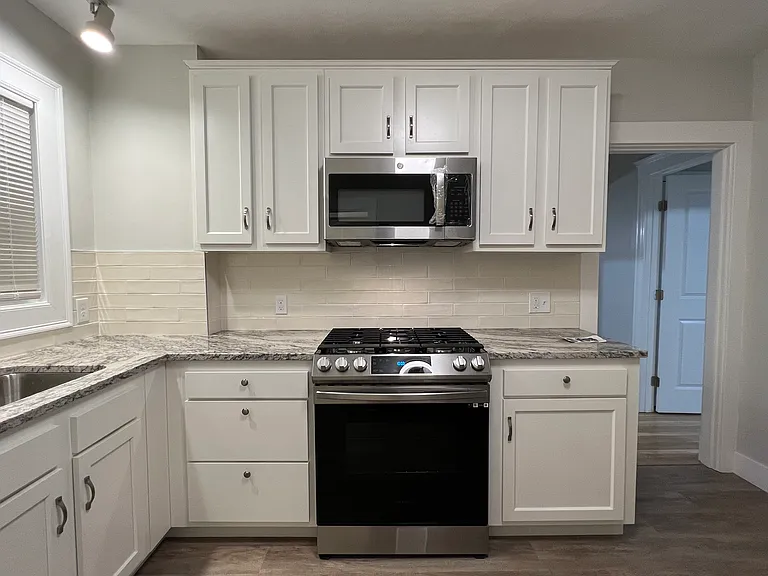 45 Governor Winthrop Rd — Photo 13