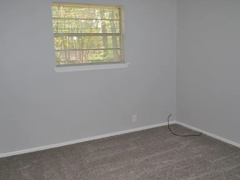 31 Pebble Hill Dr — Photo 18