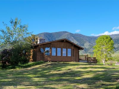 5825 Estate Ln, Belgrade, MT, 59714