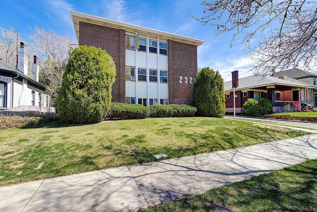 232 N 200 W — Photo 1