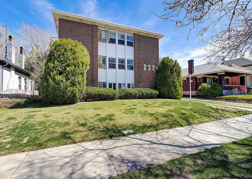 232 N 200 W #12