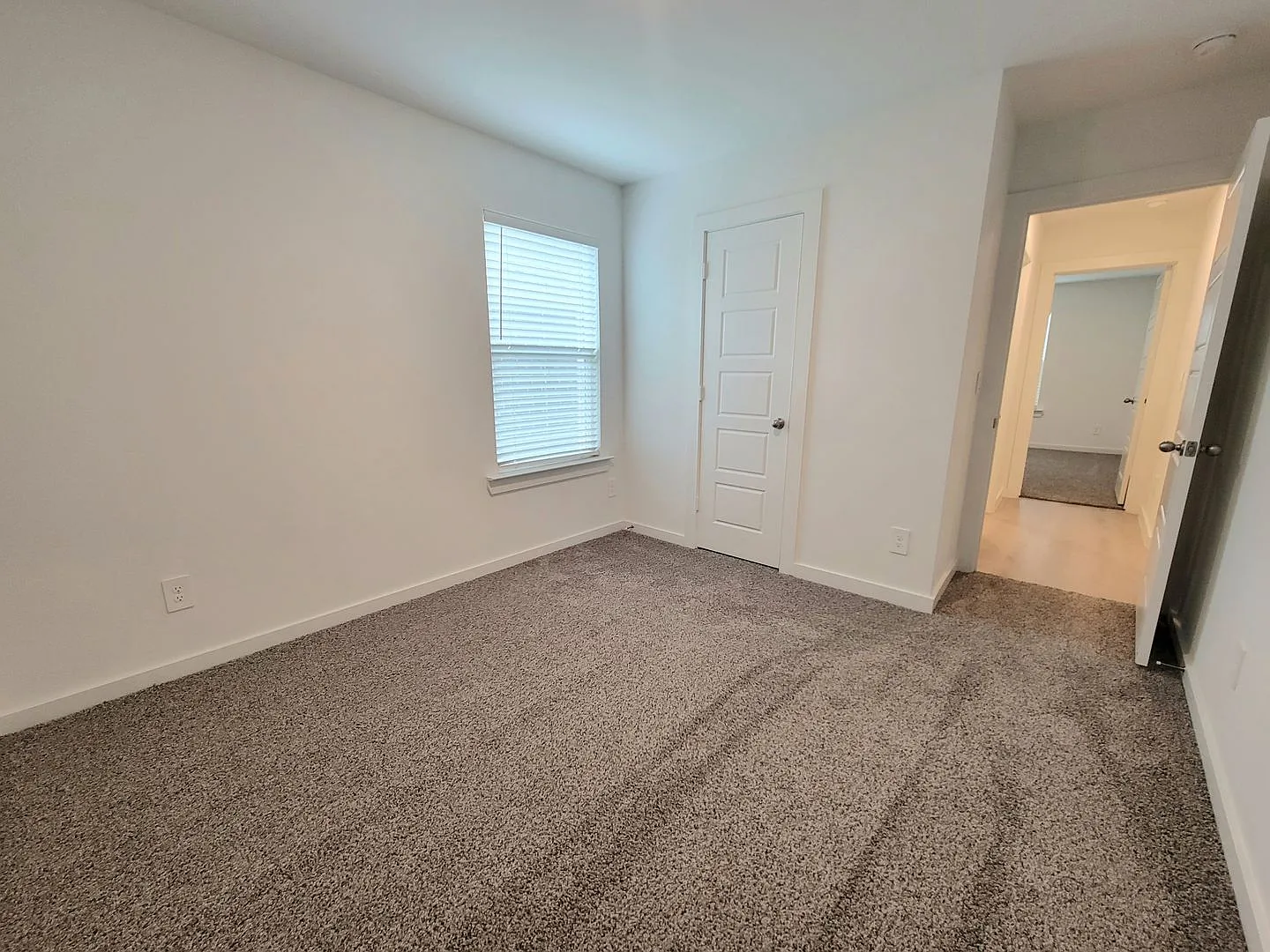 New 4 Bedroom 2 Bathroom - Frenship School District — Photo 4