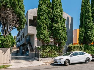 5533 Barton Ave #A, Los Angeles, CA 90038