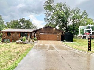 1745 NW 70th Ave, Ankeny, IA 50023