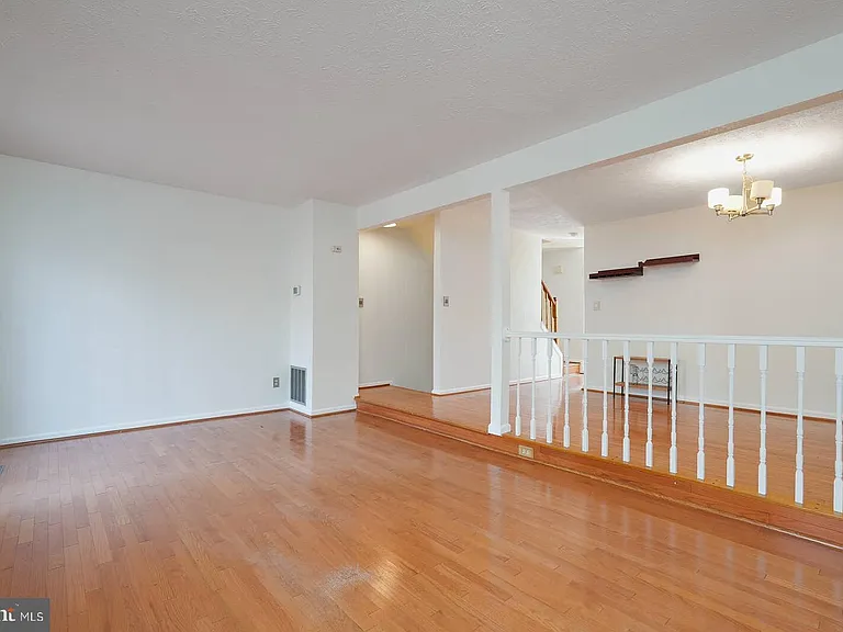 9575 Donnan Castle Ct — Photo 19