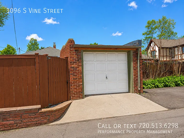 1096 S Vine St — Photo 28